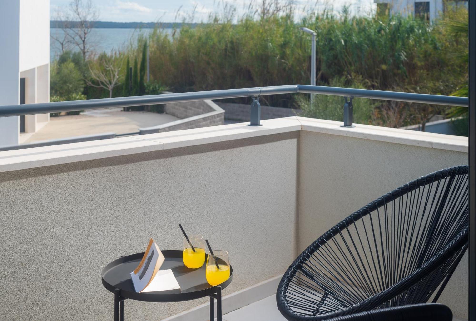 Villa Roca With Heated Pool And Sauna *